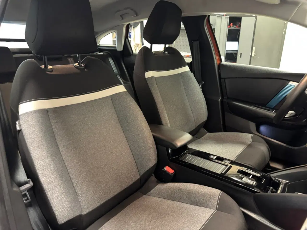 Billede 18 - Citroën ë-C4 50 Iconic