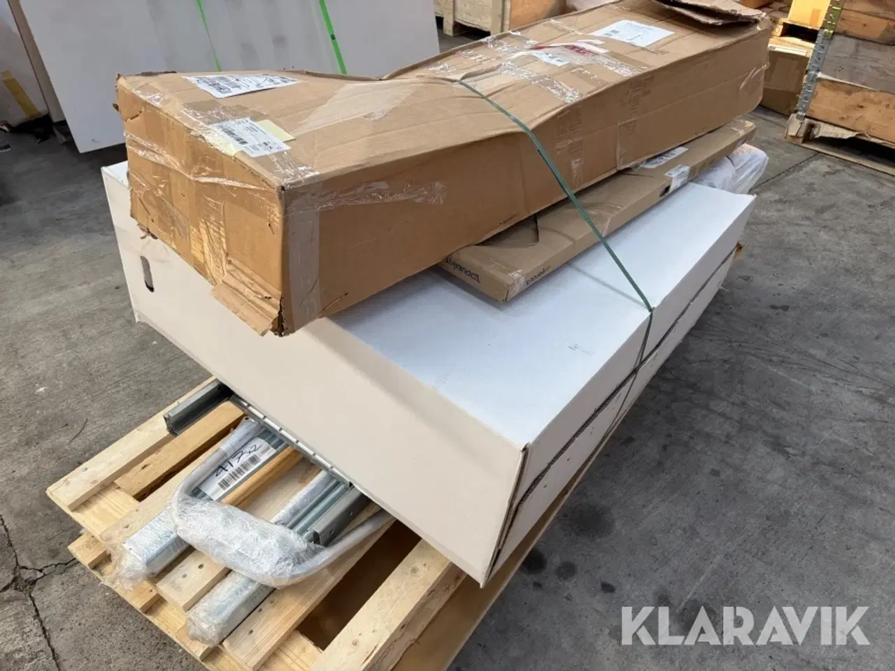 Billede 3 - Lot - vandpost, isoleret rør, gevindstænger og øvrigt