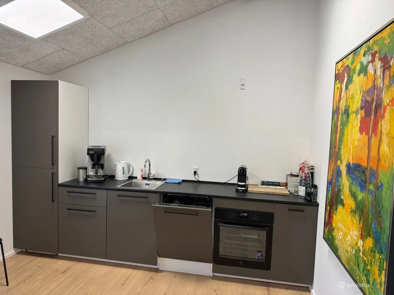 Billede 10 - 🌿 Attraktivt og nyrenoveret erhvervslejemål i rolige omgivelser – kun 20 minutter fra Aarhus