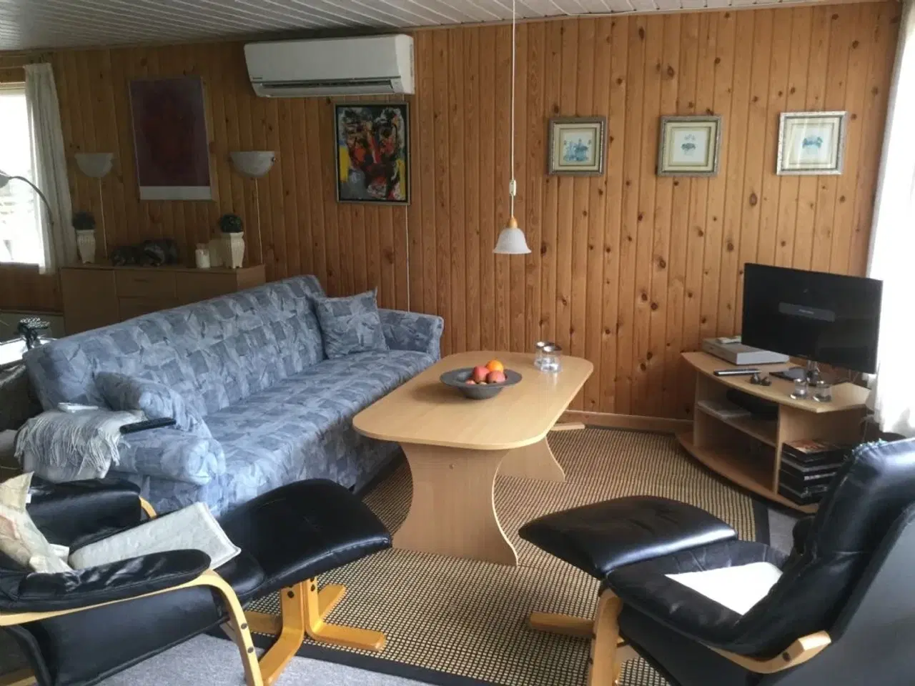 Billede 2 - Dejlig ugenert hel�rsisoleret sommerhus p� sk�n stor grund, stor dejlig gr�spl�ne i et dejligt naturomr�de. Her kan ses masse af fugle, r�dyr, harer, egern.