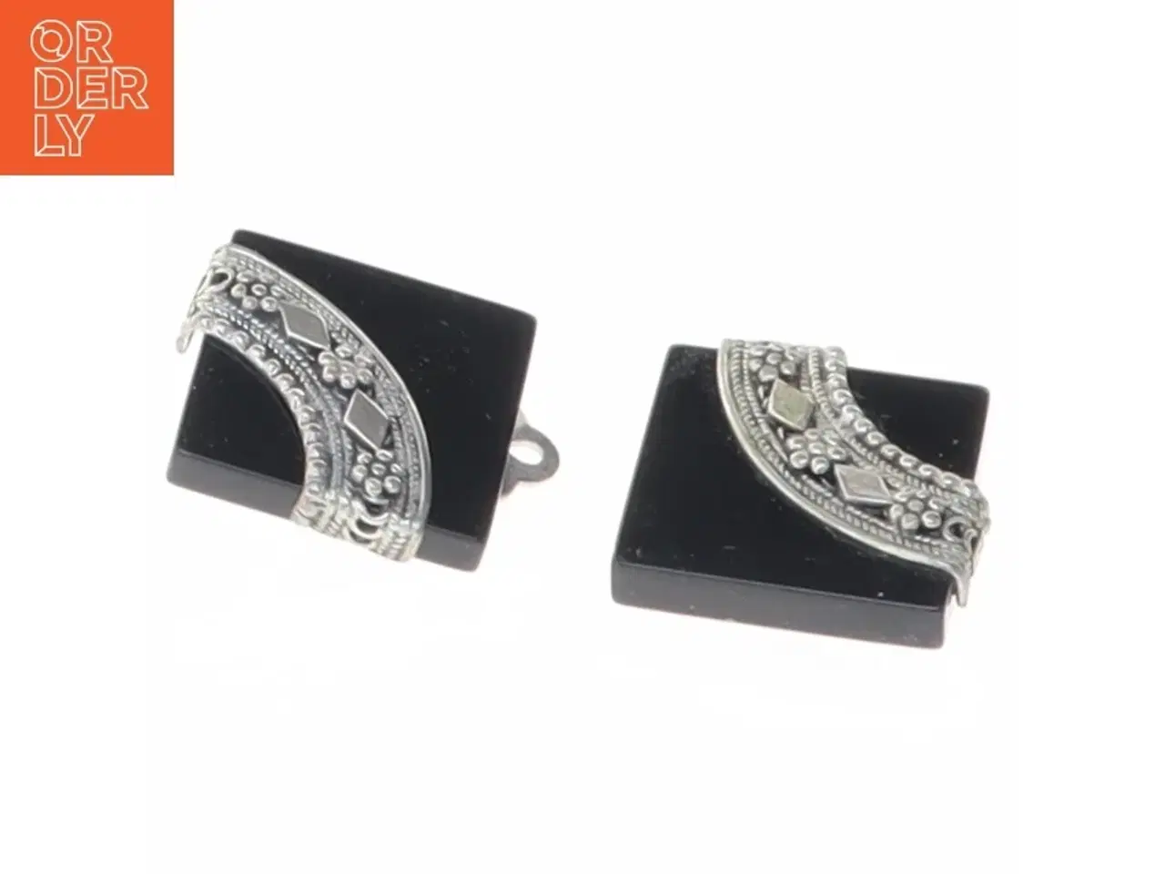 Billede 4 - Øreringe med klips (str. 2 x 2 cm)