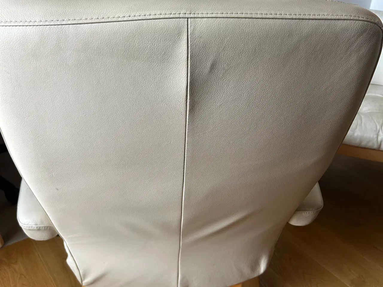 Billede 3 - Velholdte stressless stole med skammel