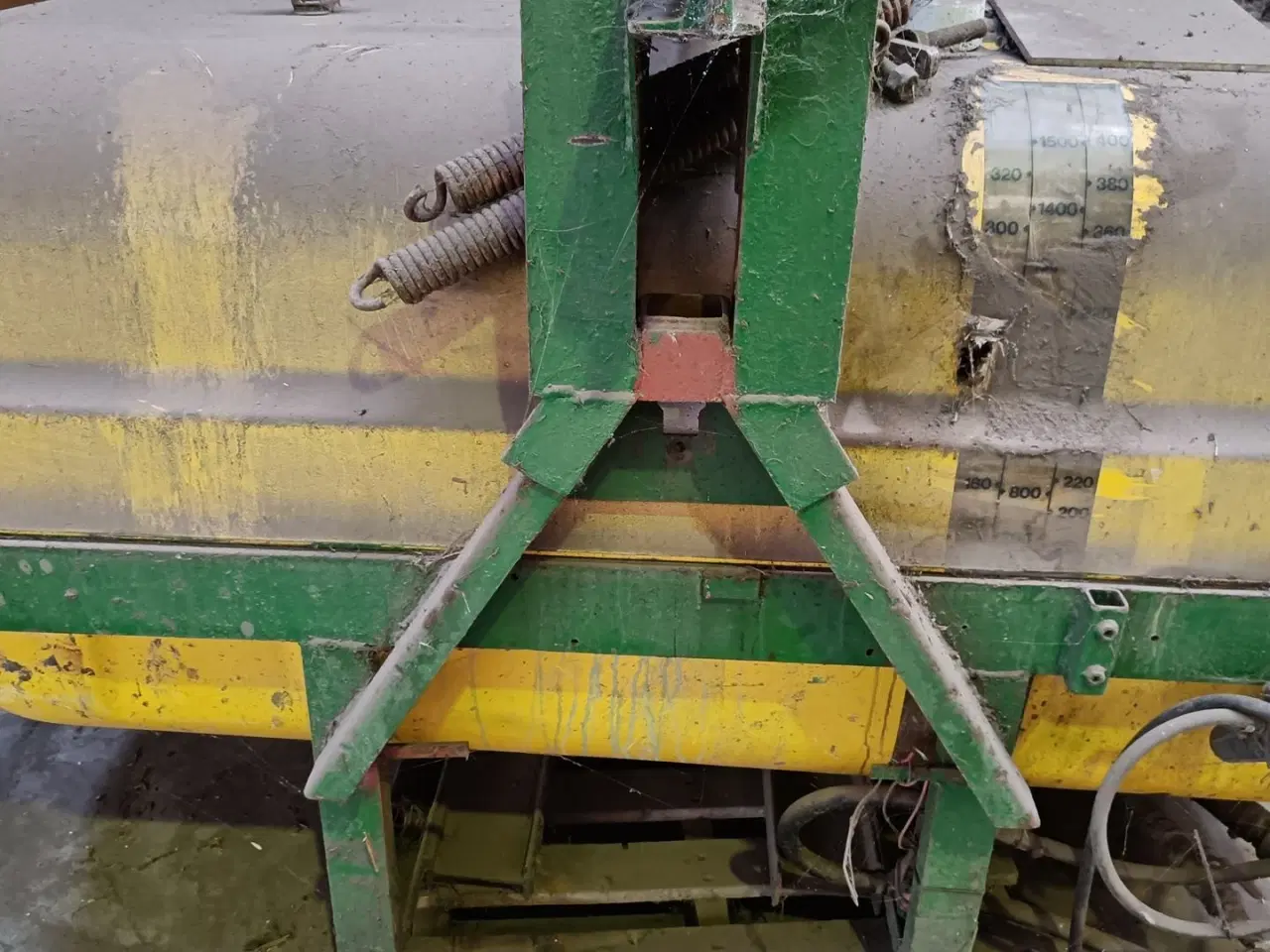 Billede 8 - - - - - - - 1500 l med el pumpe