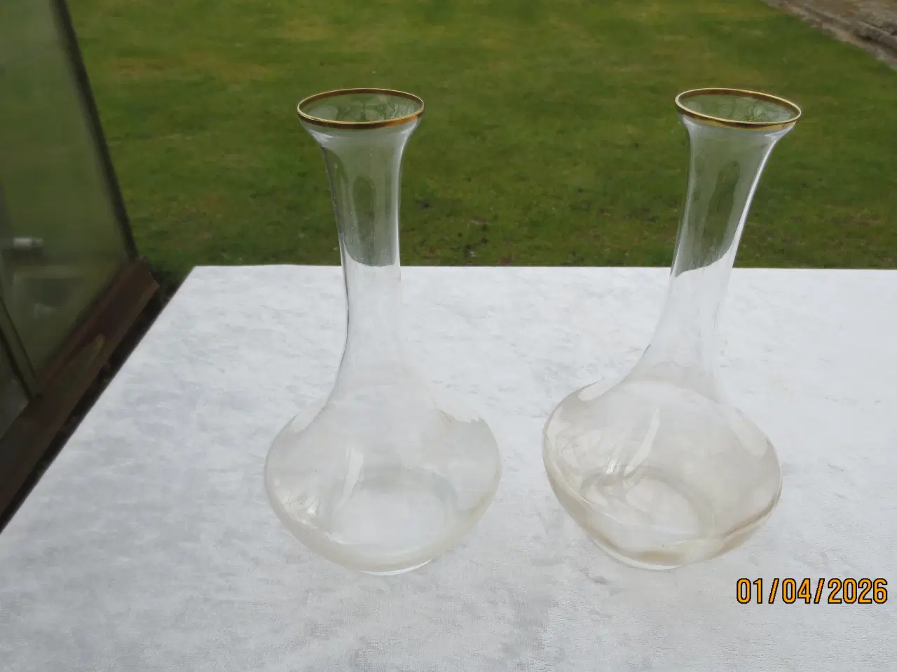 Billede 1 - 2 stk Vin Karafler med Guldkant 2 stk Porcelæns