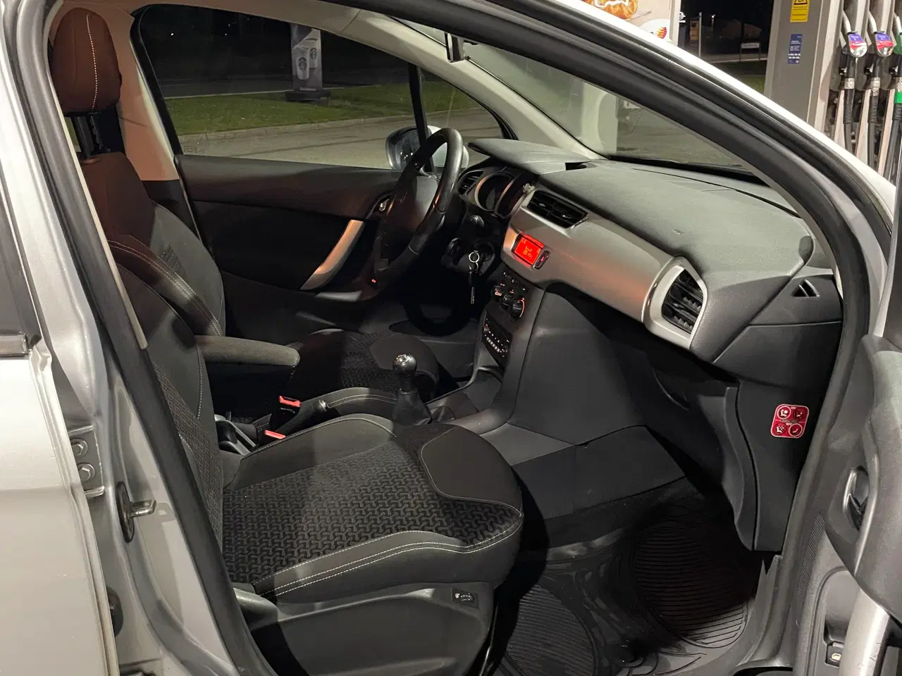 Billede 9 - Citroen C3, 2012, kørt 178000km. Velholdt