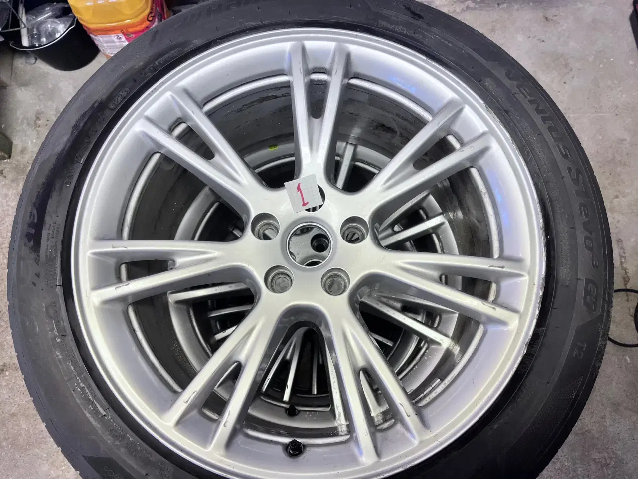 Billede 3 - Originale 19" Gemini fælge med dæk - Tesla Model Y