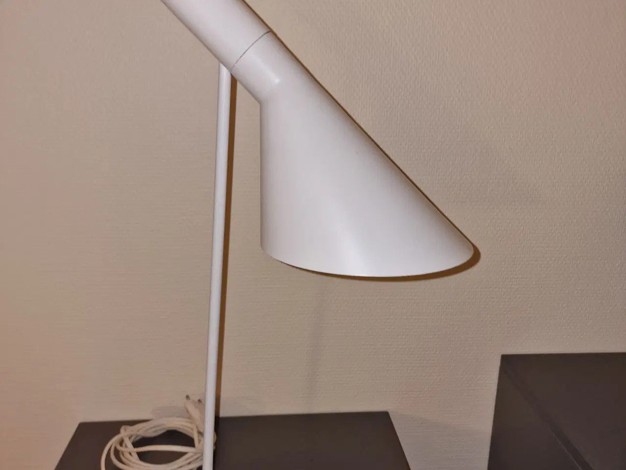 Billede 1 - Arne Jacobsen bordlampe hvid 