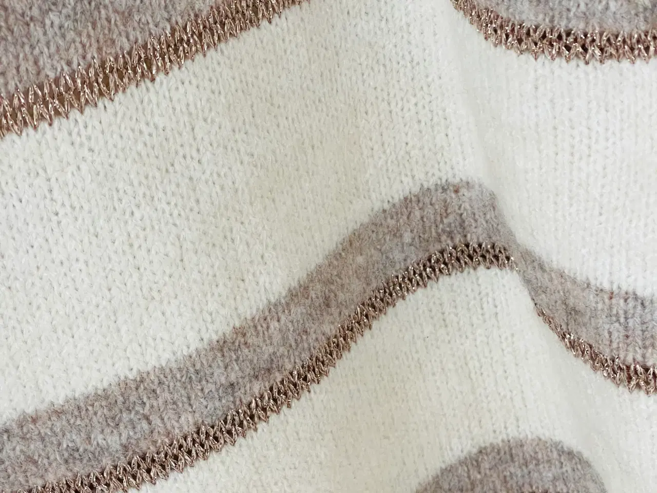 Billede 2 - Ny Moocci sweater