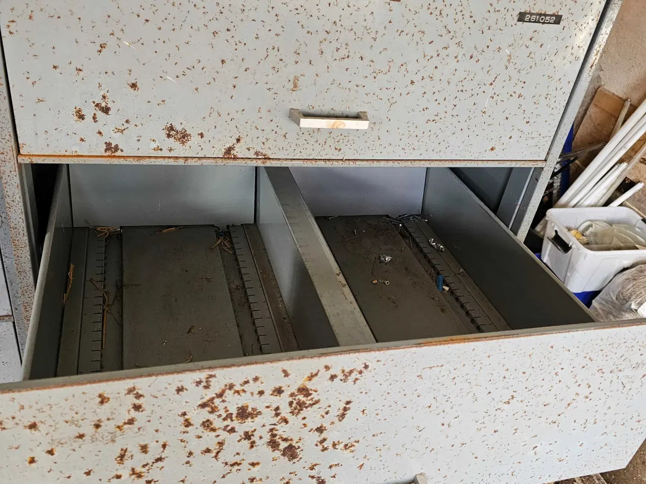 Billede 3 - Metaldkabe 2 stk 