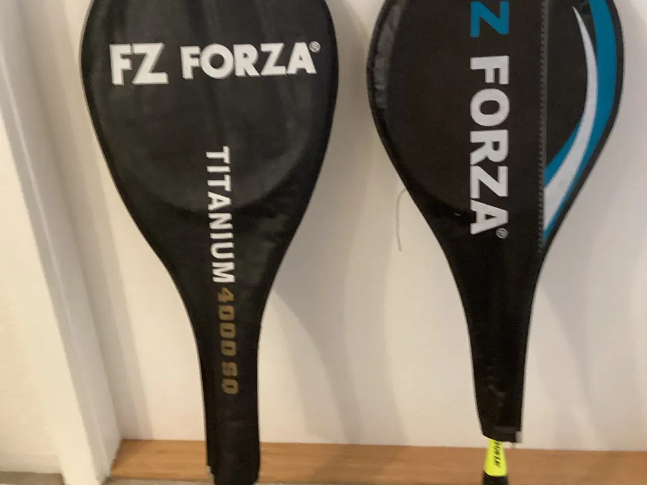 Billede 6 - 2 FORZA badmintonketchere inkl. cover