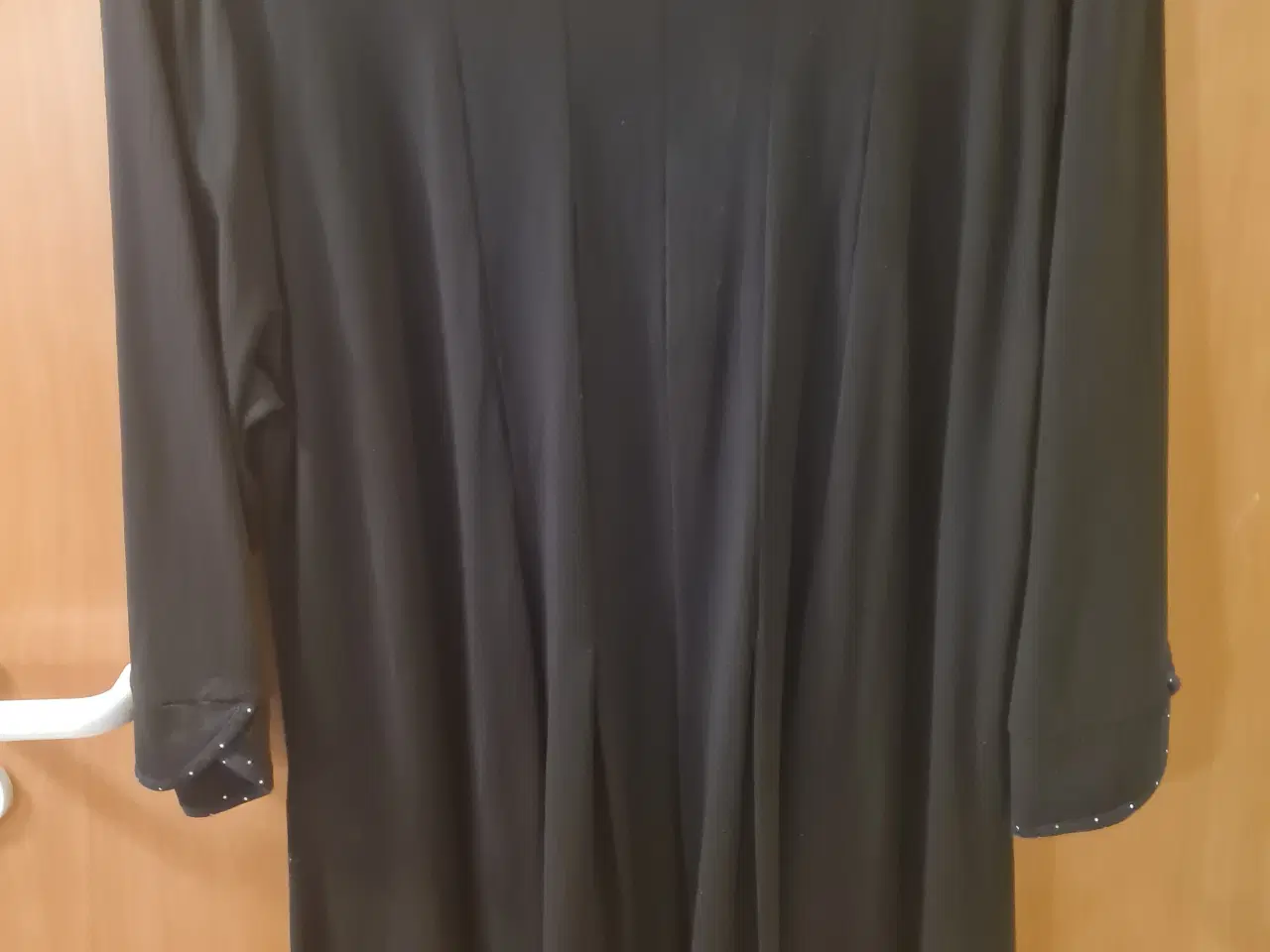 Billede 4 - Kjole str xl 42 fra Kanok