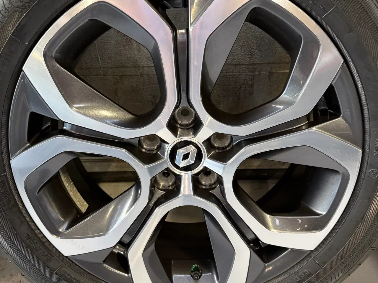 Billede 3 - Nye 18” originale Renault alufælge med sommerdæk