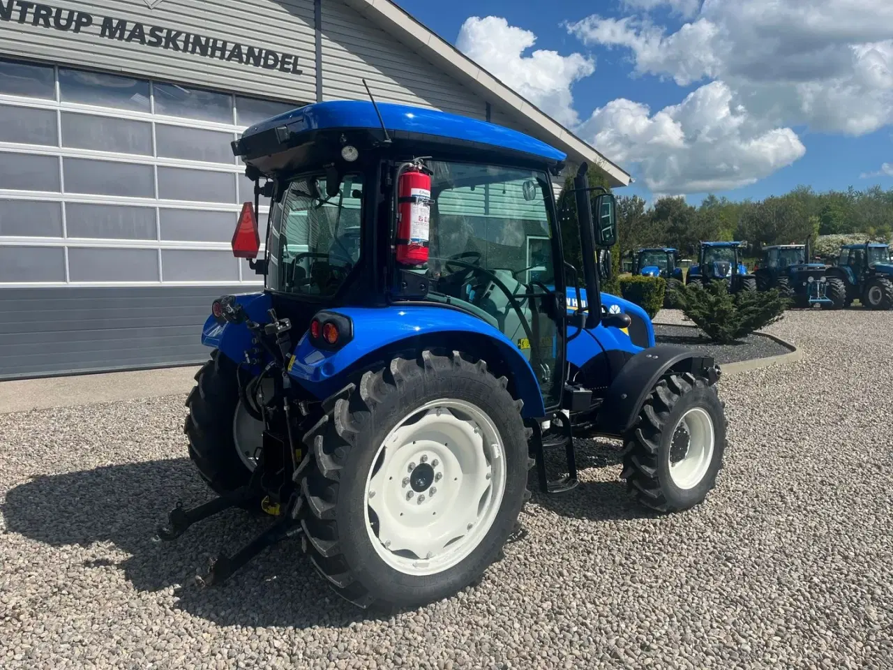 Billede 13 - New Holland T4.75 S Med frontlift