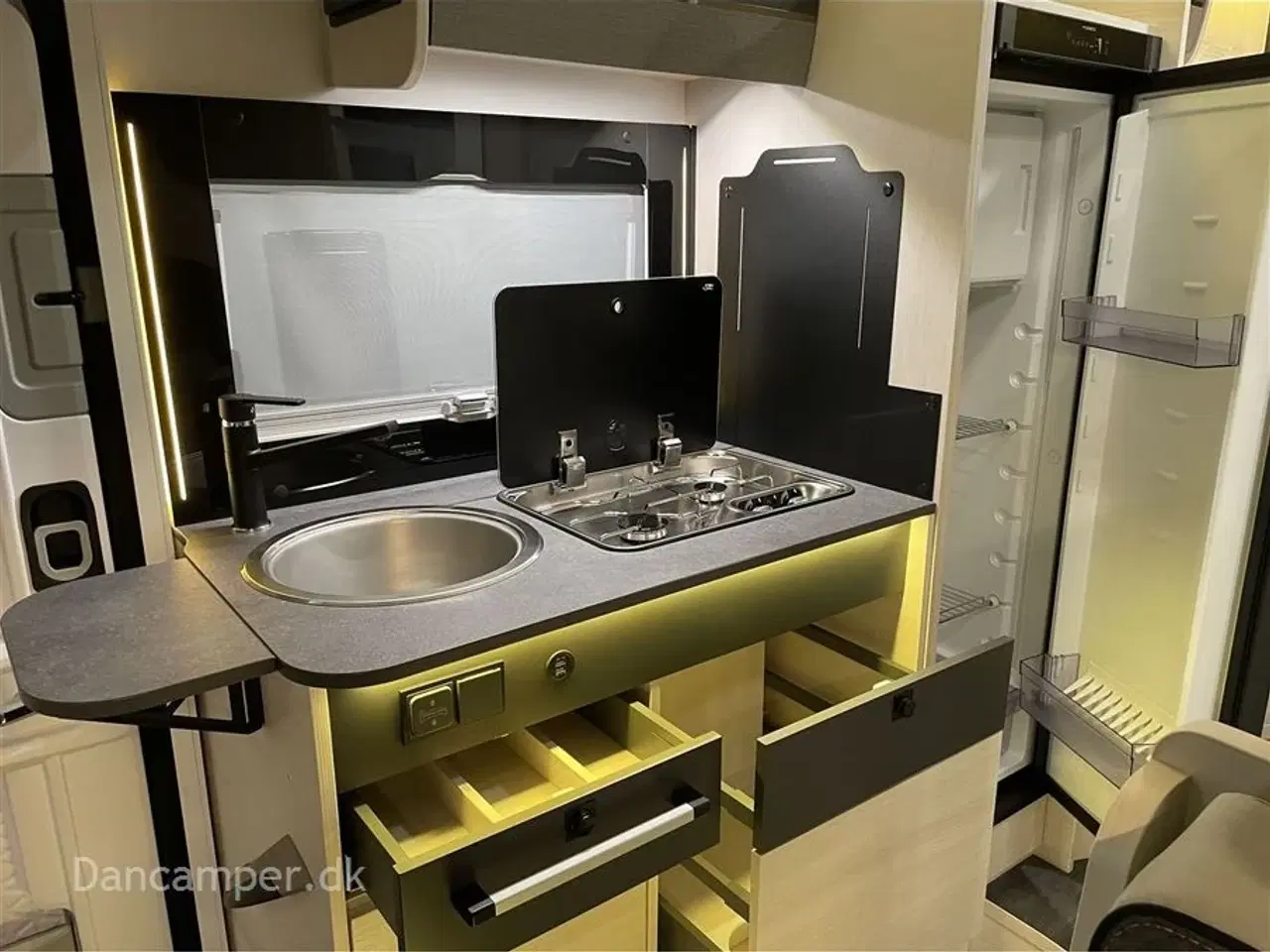 Billede 25 - 2024 - Chausson Titanium 627 ULTIMATE   Nedsat kr. 61.000,- Enkeltsenge + hæve-/sænkeseng, 5 selepladser, 4 sovepladser med mulighed for 5, 170Hk Aut,, Artic pakke, meget udstyr