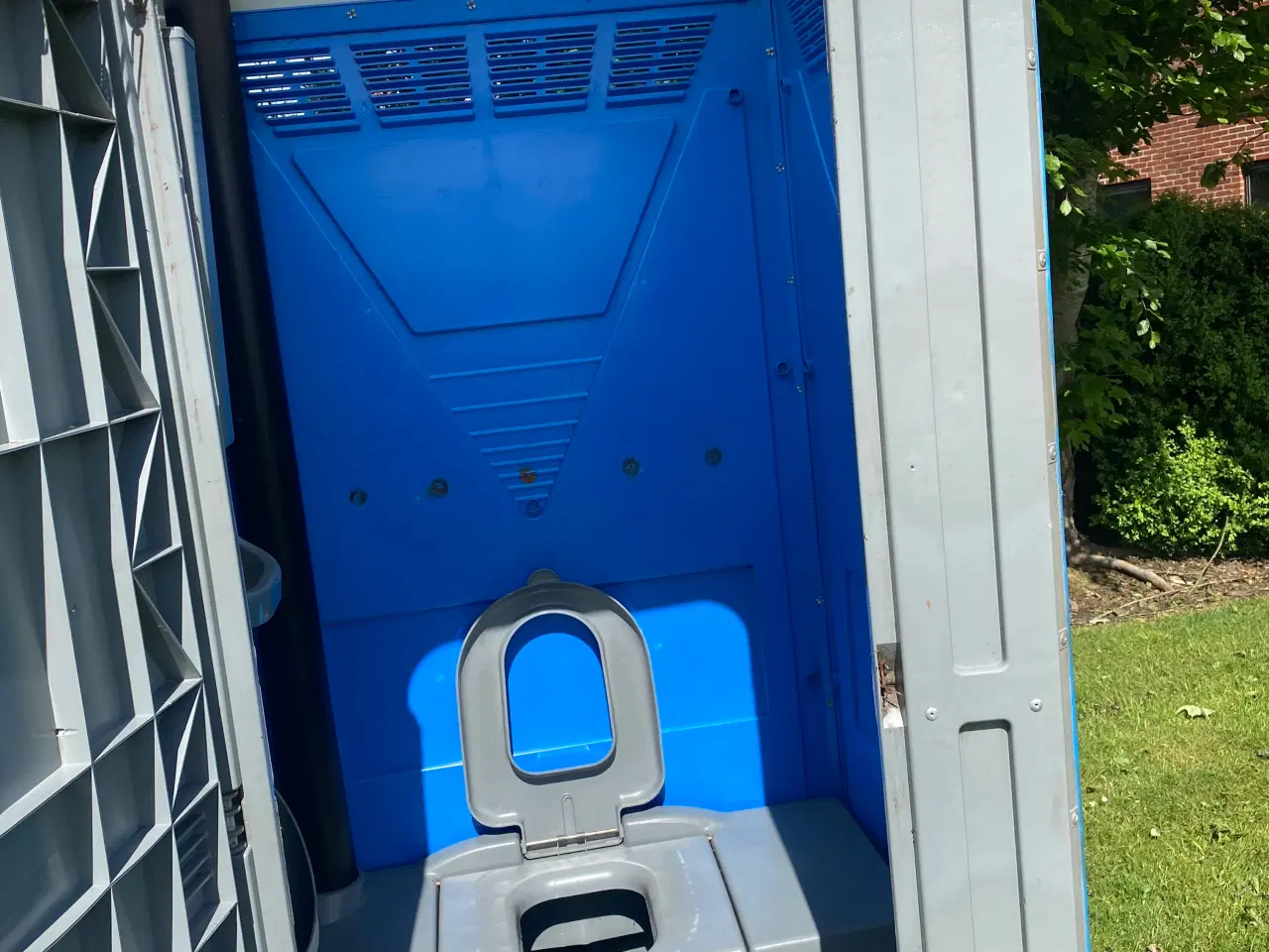 Billede 3 - Festival toilet 