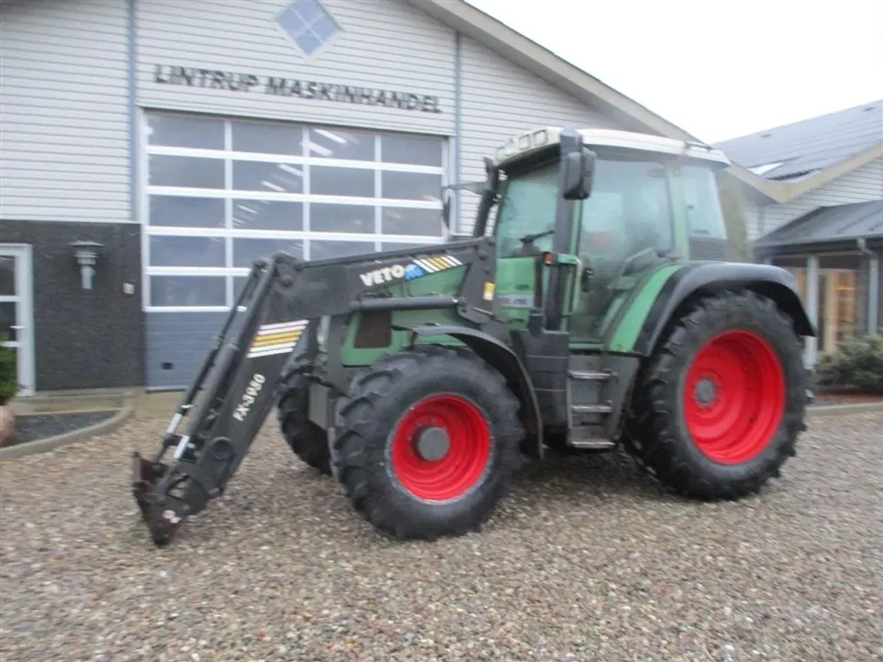 Billede 8 - Fendt 410 Vario med frontlæsser.