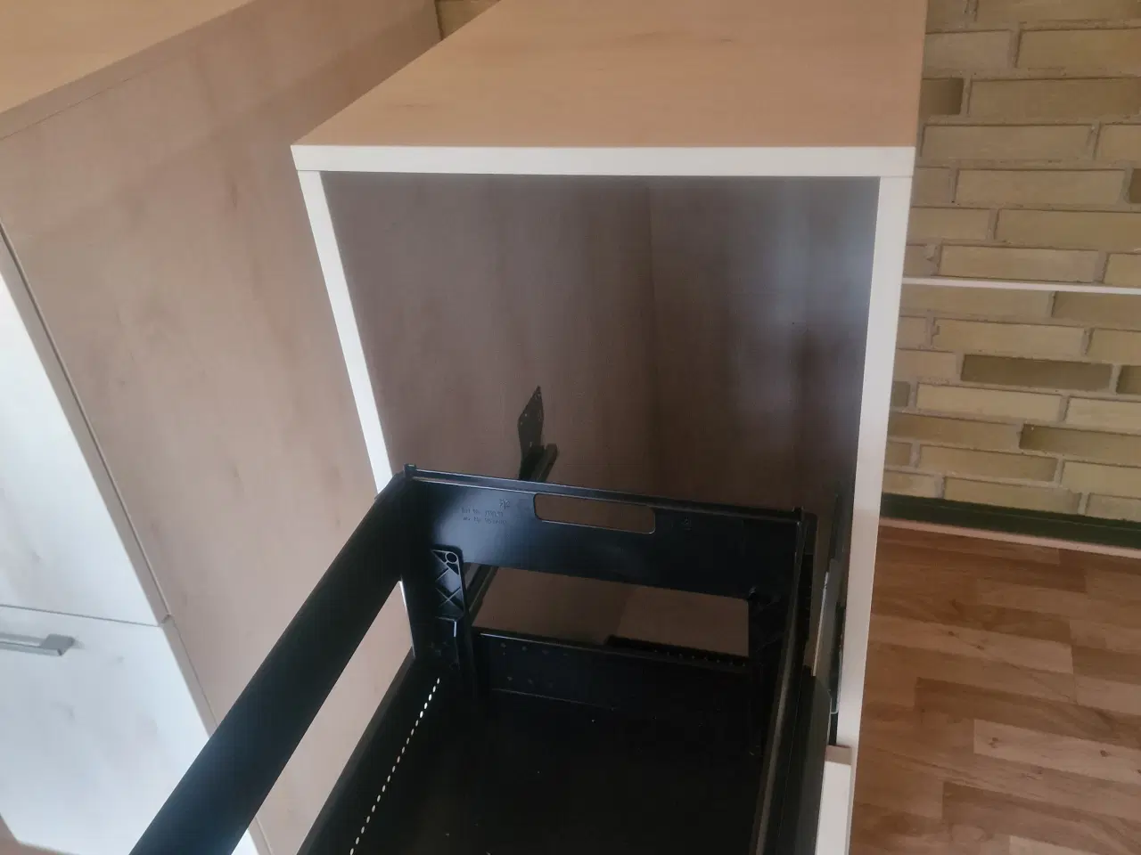 Billede 3 - Flotte arkivskabe i lyst træ