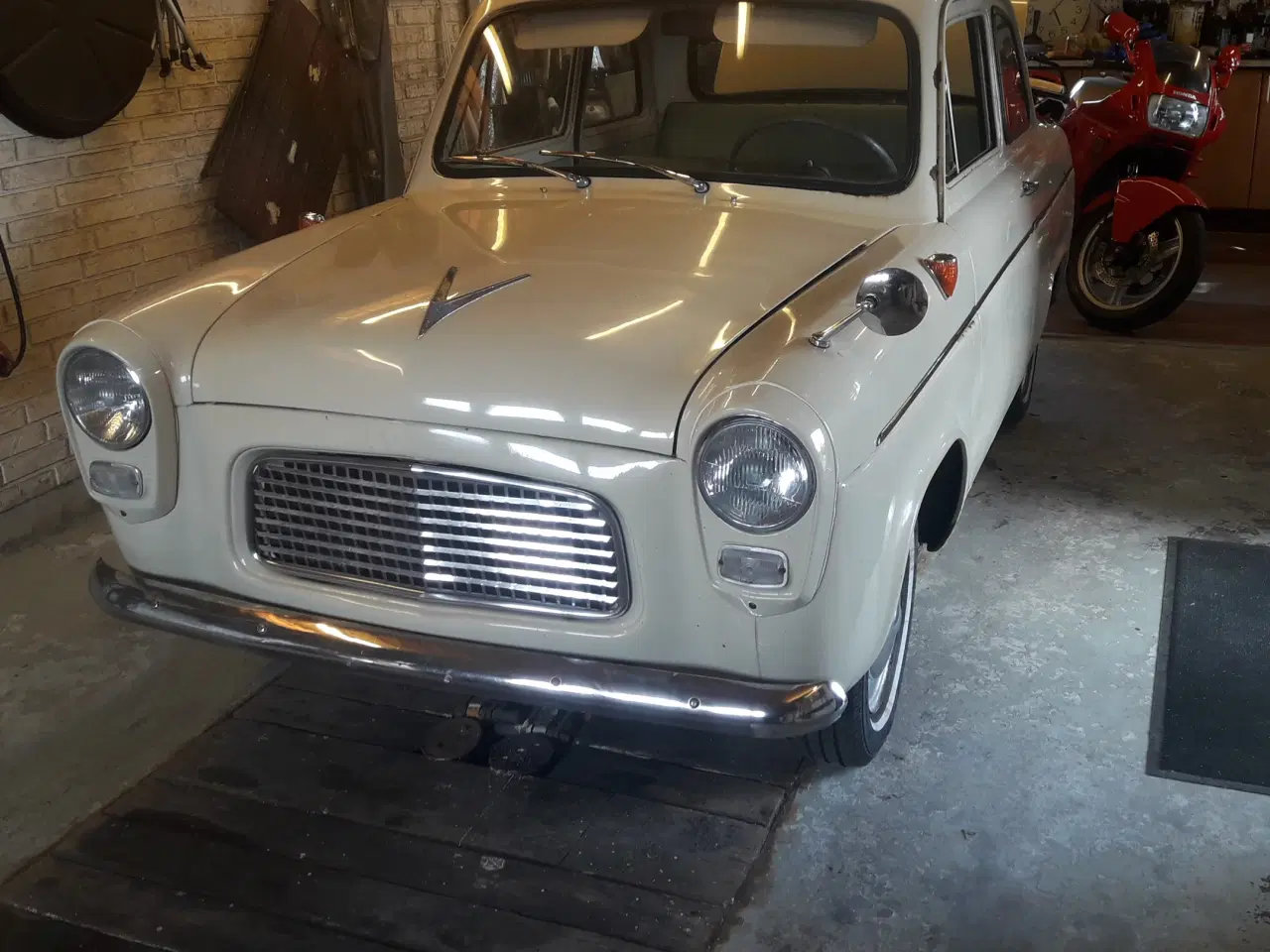 Billede 1 - Ford Anglia 101 projekt