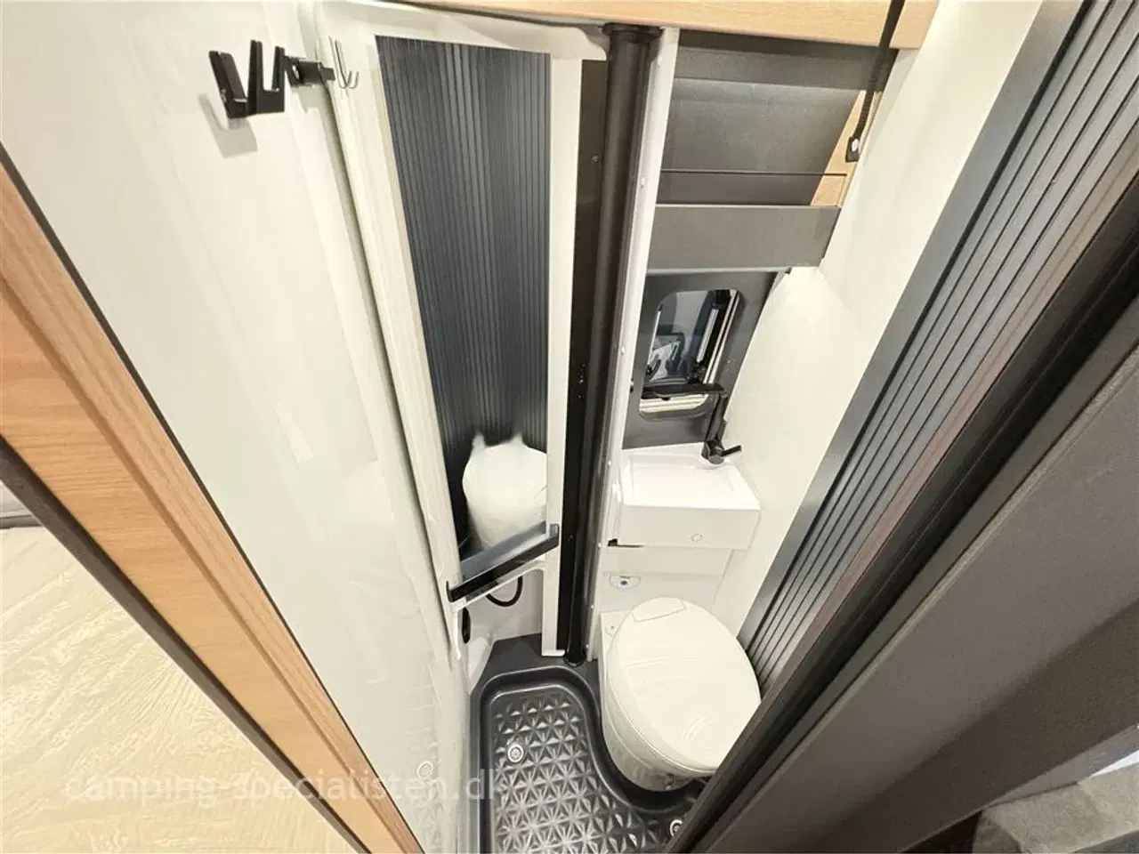 Billede 10 - 2026 - Knaus Boxlife 600 ME Platinum Selection   Ny Knaus Boxlife 600 ME Platinum Selection 2026 - kan ses nu hos Camping-Specialisten i Silkeborg