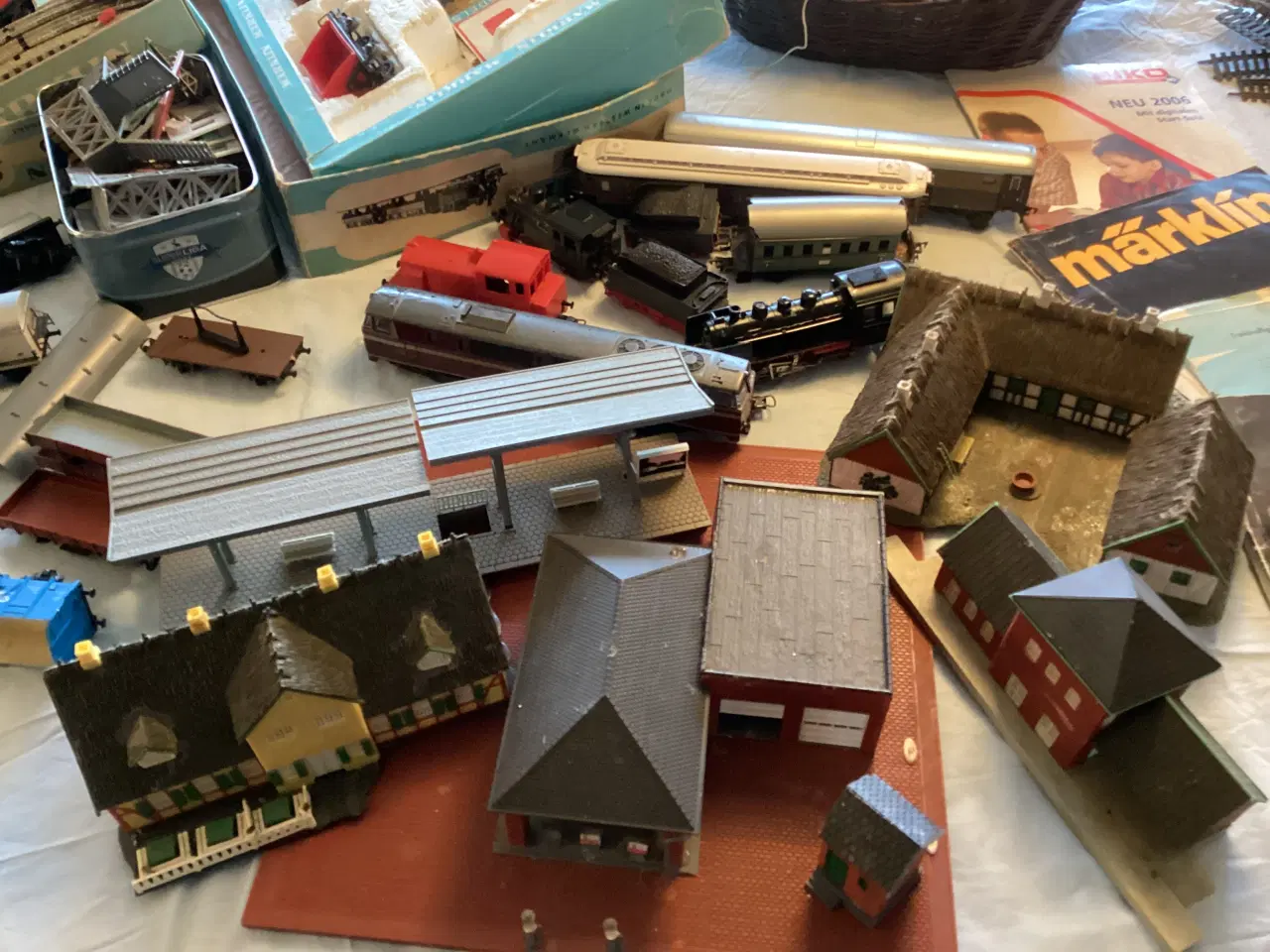 Billede 2 - Mærklin togsæt  med  diverse vogne m.m