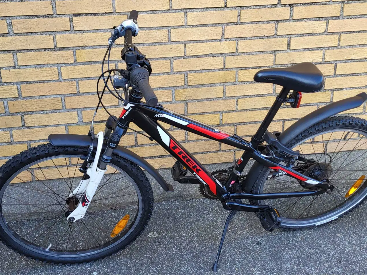 Billede 1 - Drengecykel TREK