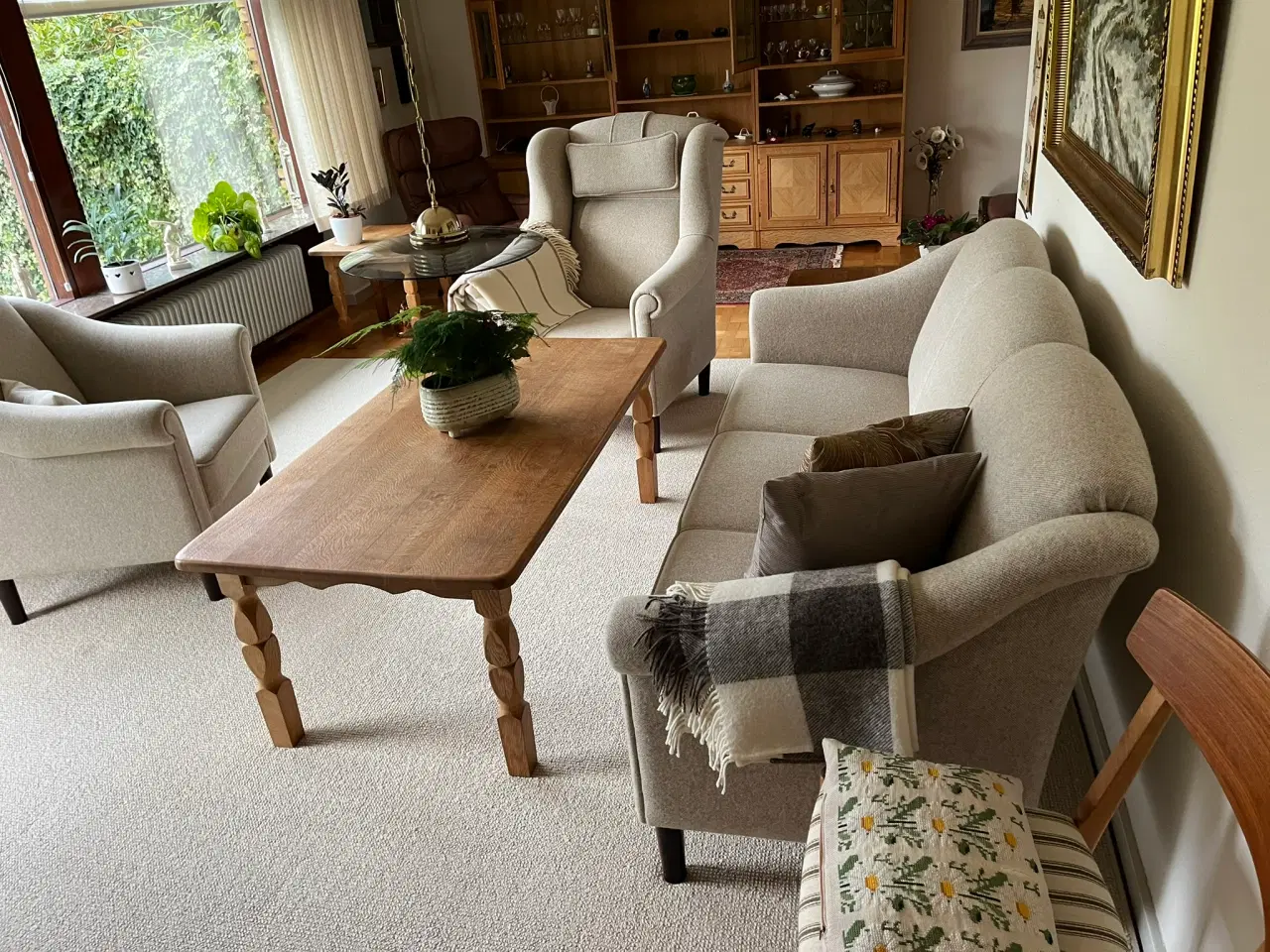 Billede 7 - En velholdt sofagruppe i lyst uldstof