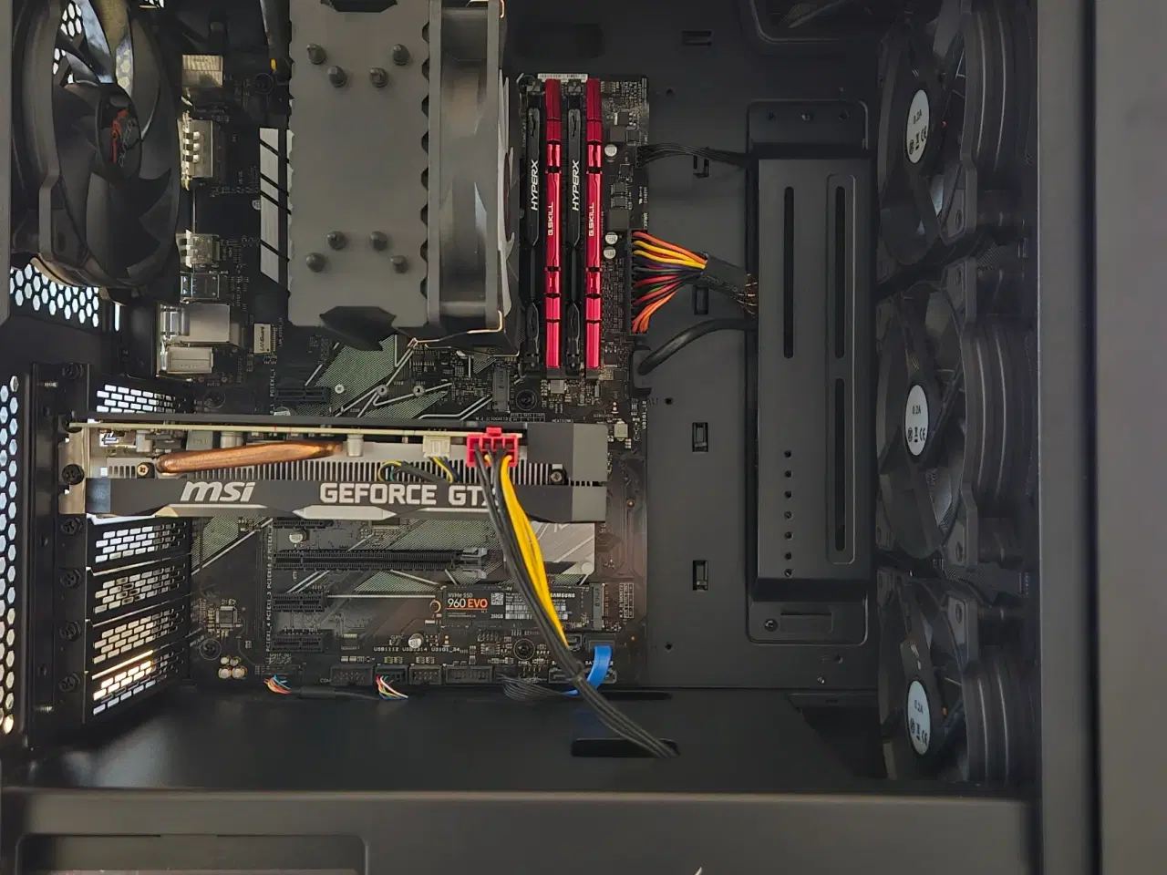 Billede 5 - Core i7 Gaming PC Setup med Skærm og Tilbehør