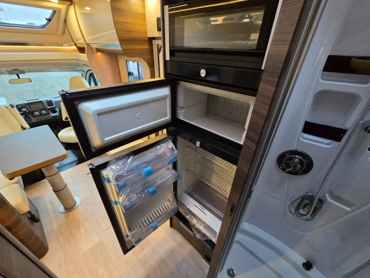 Billede 18 - Laika Ecovip 2,2 L4009 DS aut.