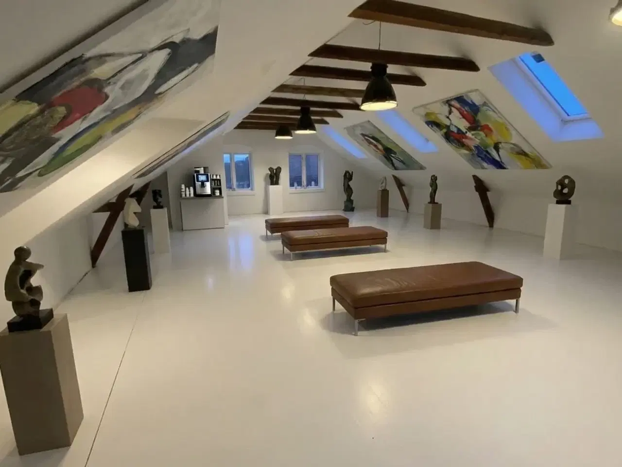 Billede 2 - Lagerlokale til leje med god beliggenhed og faciliteter.