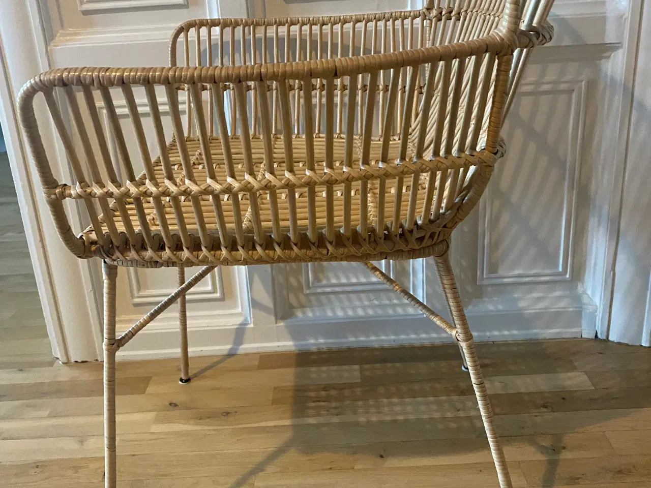 Billede 4 - Spisebordsstol med armlæn i naturflet