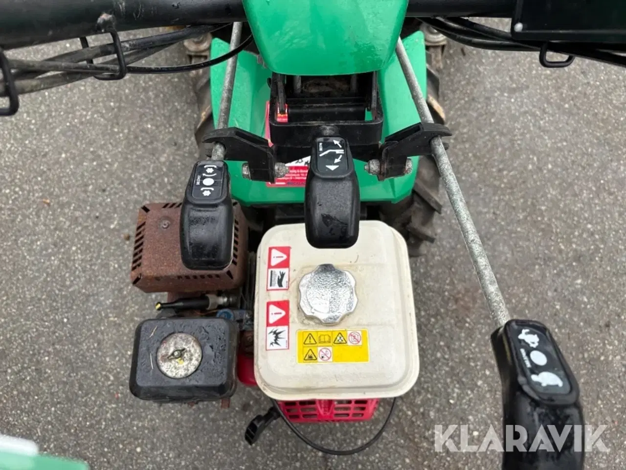 Billede 11 - Redskabsbærer Ferrari 515L grifon med kost