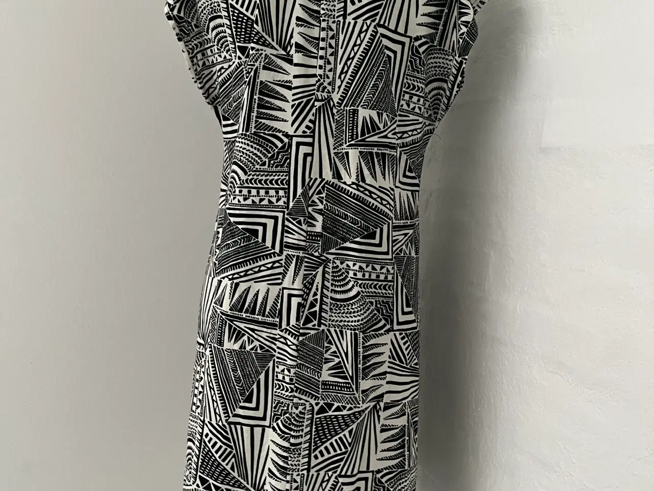 Billede 4 - Kjole str.s