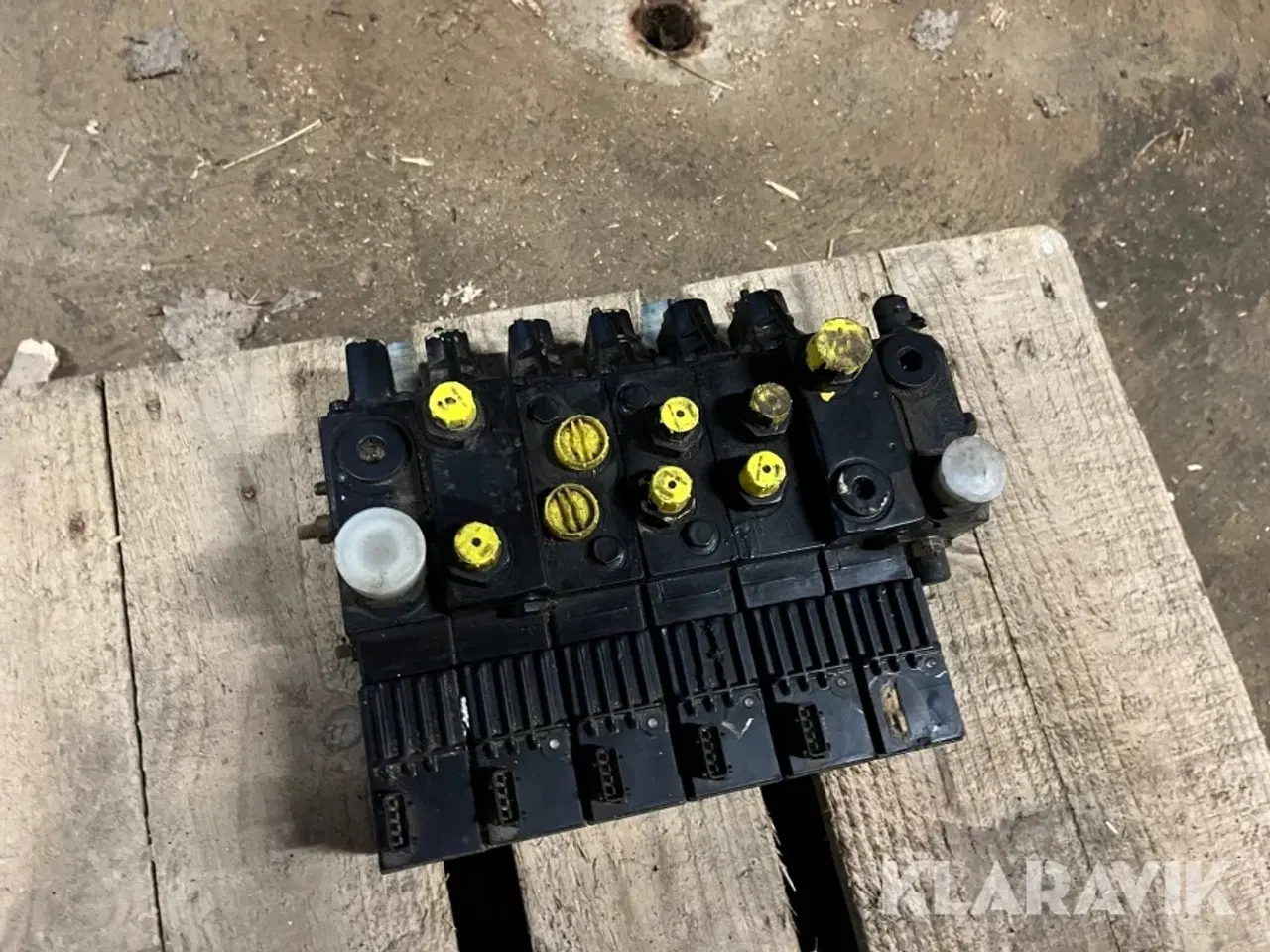 Billede 6 - Ventilblok 6 ventiler Danfoss PVG 32 12 volt