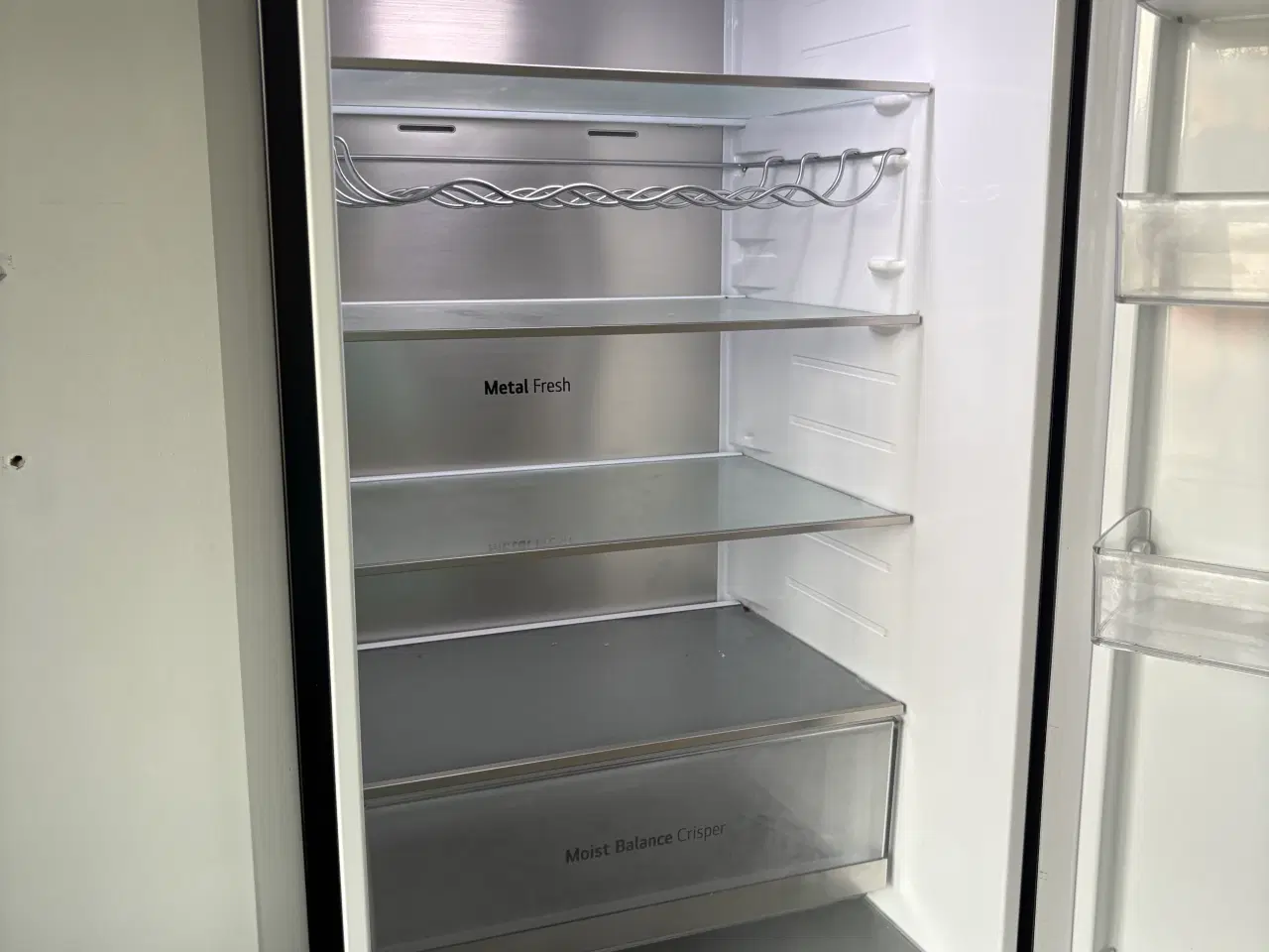 Billede 3 - LG Fritstående køle-fryseskab (nypris 11.000)