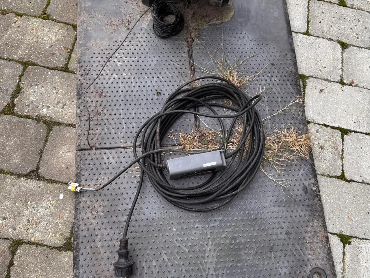 Billede 2 - Stihl robot plæneklipper