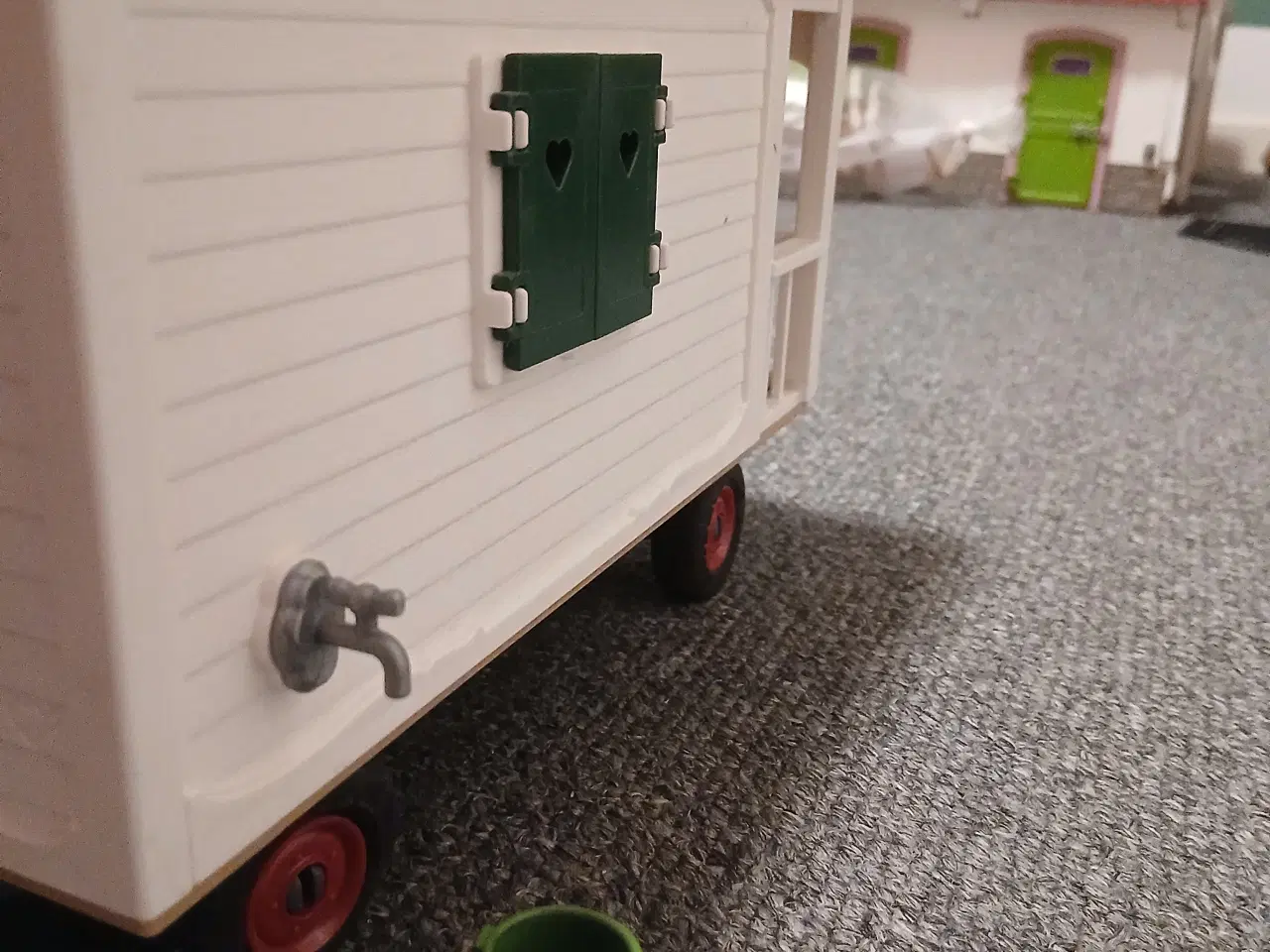 Billede 3 - Heste Camping og lille stald