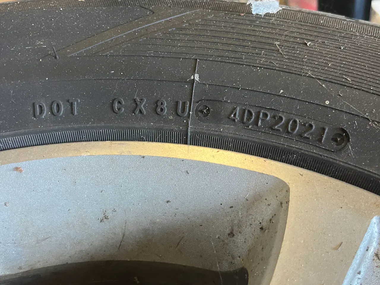 Billede 2 - Fælge med dæk Suzuki Grand vitara