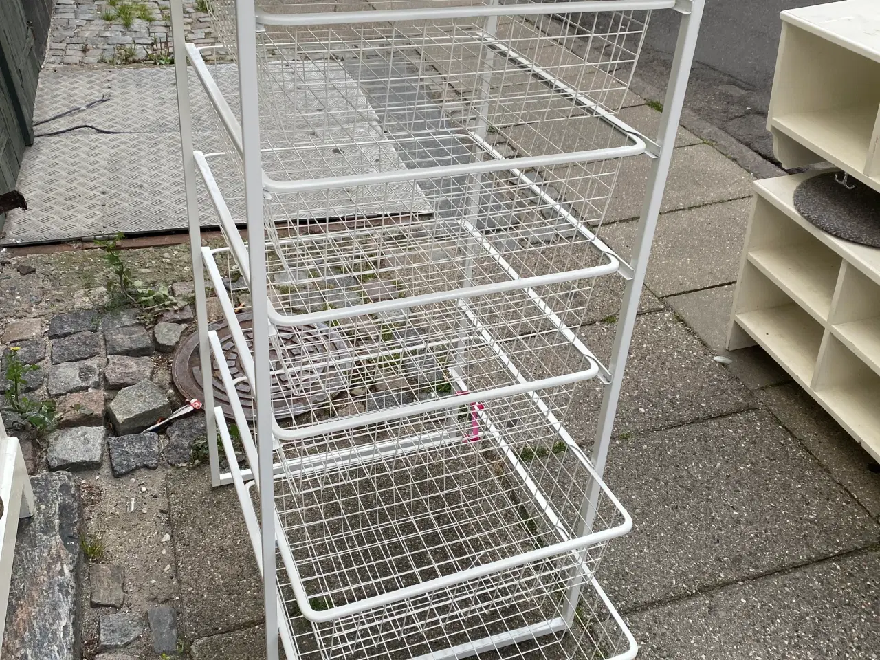 Billede 3 - Fin trådkurv reol