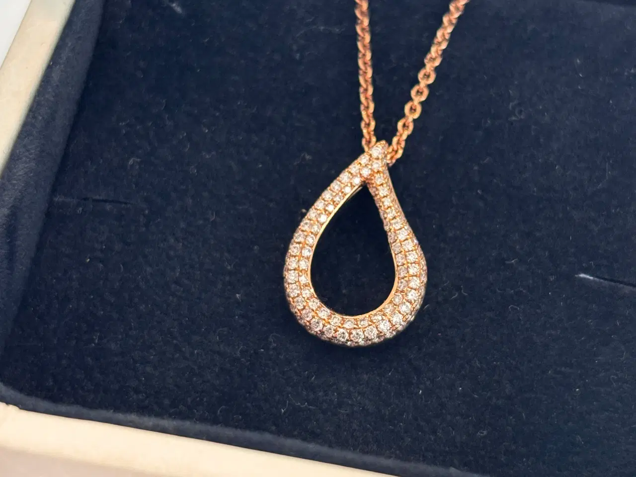 Billede 2 - Bucherer - Lacrima halskæde i 18k rosegold