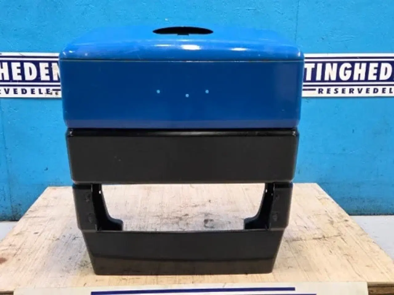 Billede 11 - New Holland 8340 Front Hjelm