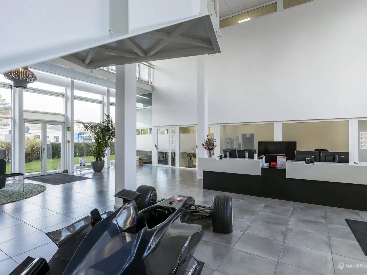 Billede 2 - Effektivt kontor med fælles kantine