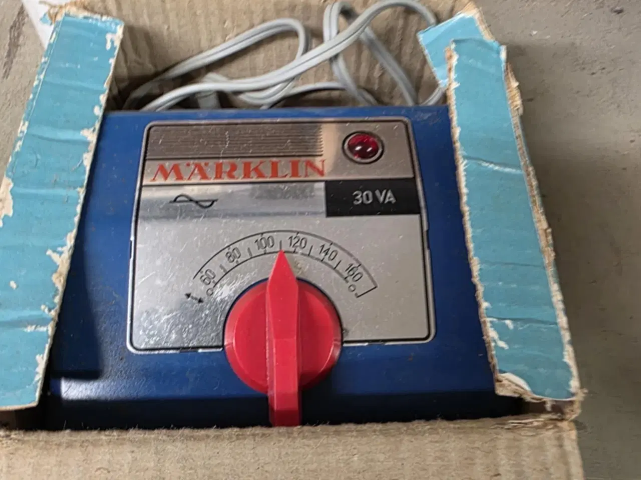 Billede 4 - Märklin skinner, lokomotiv samt vogne