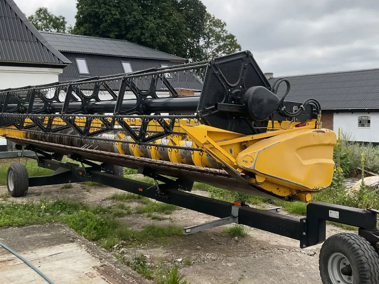 Billede 12 - New Holland CX880 med skærebordsvogn