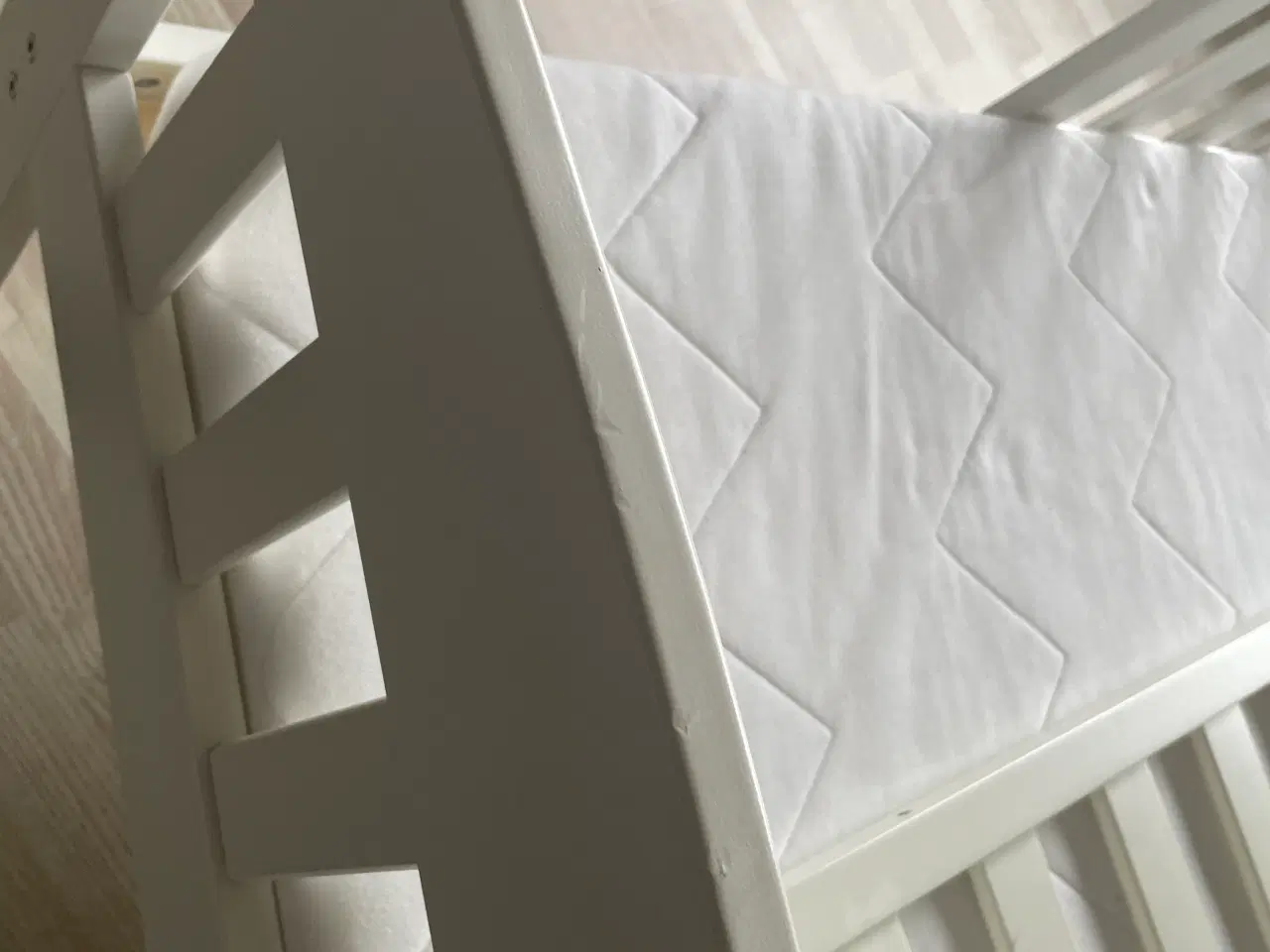 Billede 5 - To juniorsenge med madras