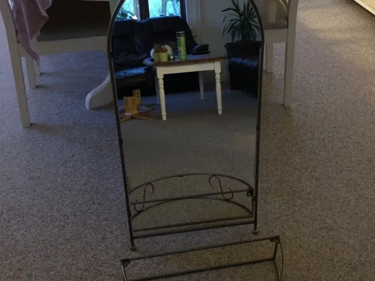 Billede 1 - Spejl med hylde