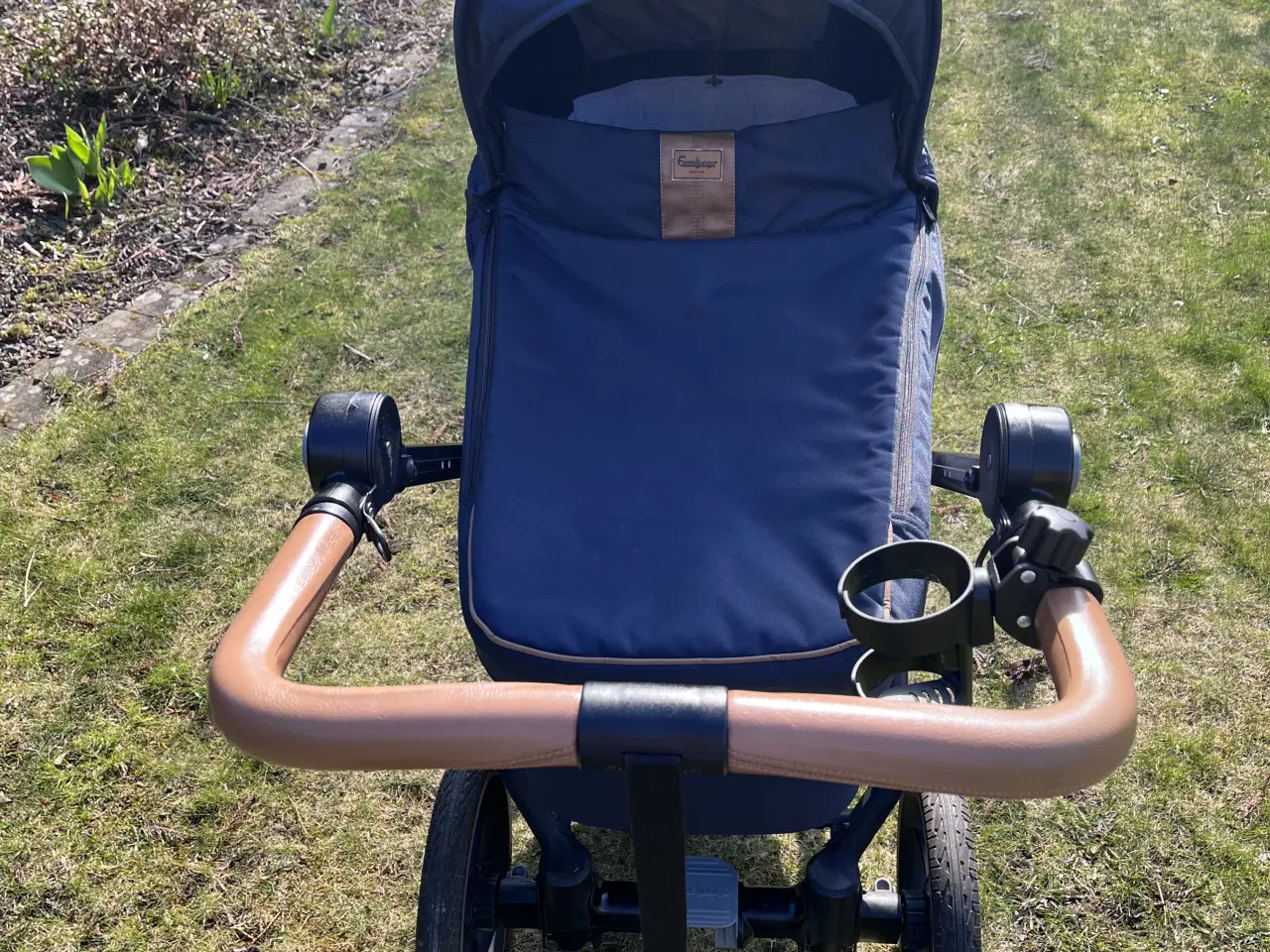 Billede 2 - Emmaljunga NXT90B – navy/cognac, velholdt, 3999 kr