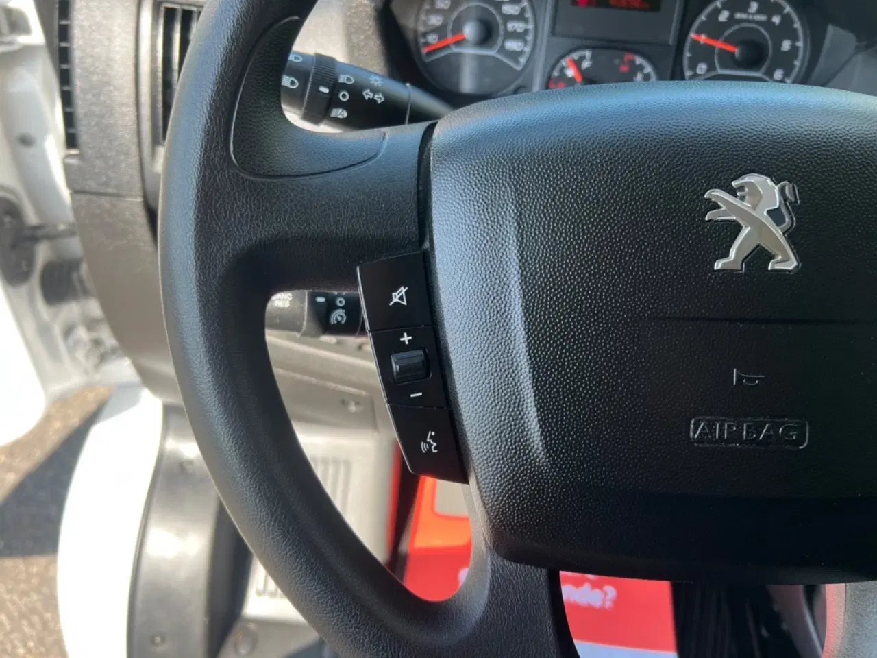Billede 13 - Peugeot Boxer 335 2,2 BlueHDi 140 L3H2 Premium