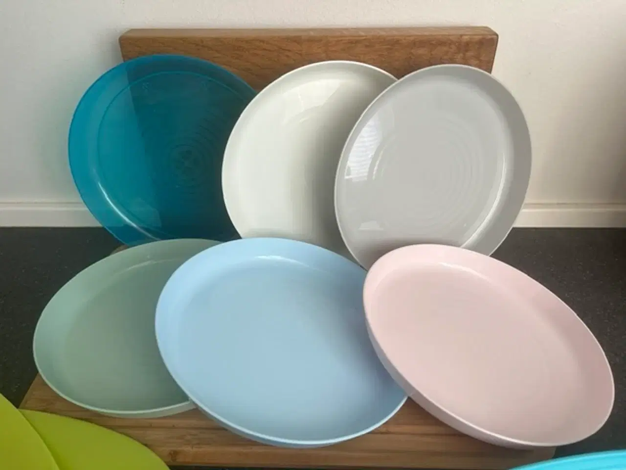 Billede 5 - Farverigt melamin-sæt 10 dele–perfekt til outdoor