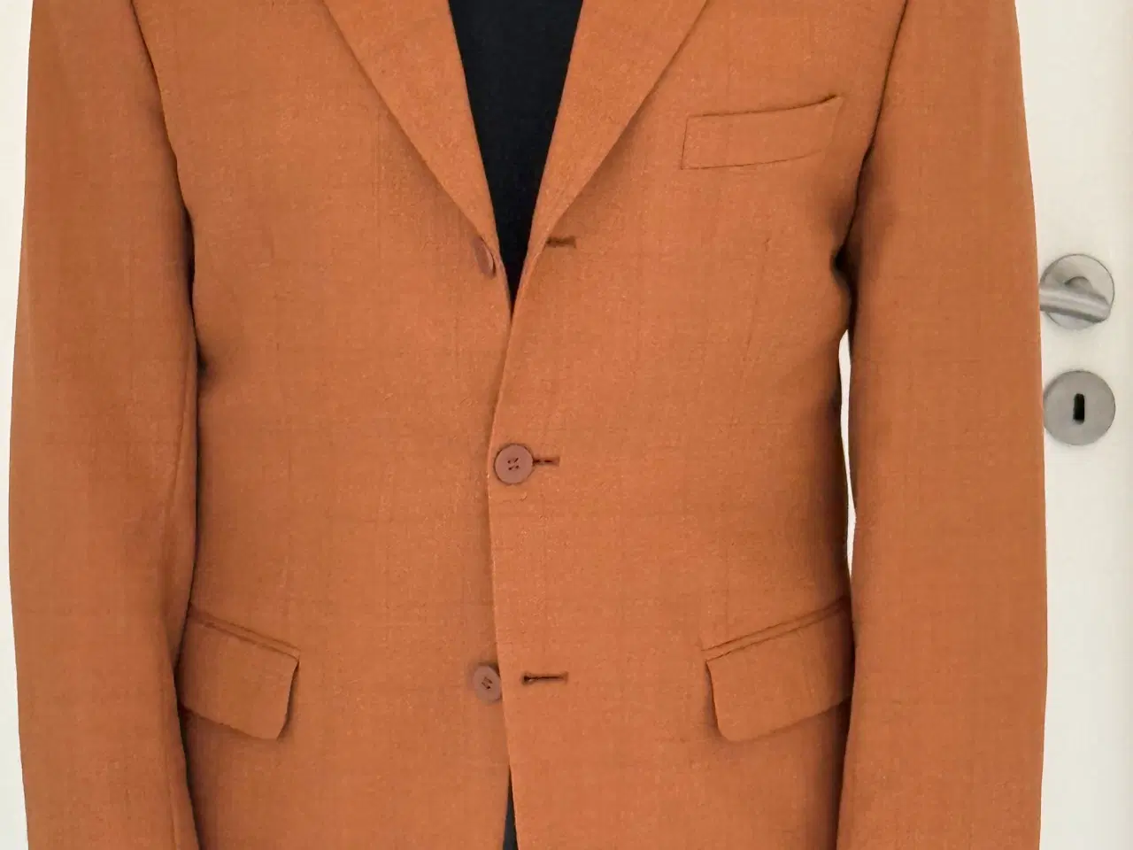 Billede 1 - BLAZER/JAKKE FARVE BRÆNDT MANDEL