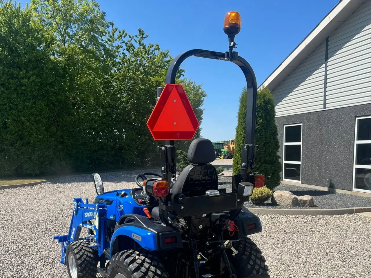 Billede 14 - Solis H26 HST Med Frontlæsser og GardenPro dæk
